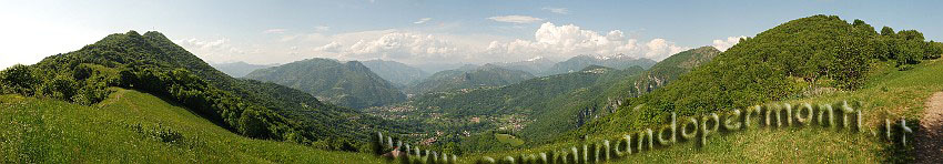 09 04461 Panoramica Canto basso vero la Val Brembana.jpg